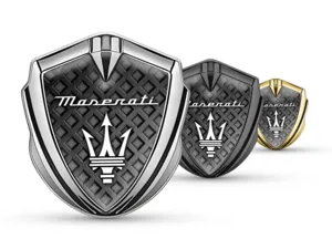 Maserati Emblema Fender Badge Personalizzabile Edizione Pro